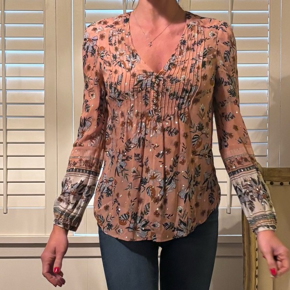 Veronica Beard Tops - Veronica Beard long sleeve silk blouse
